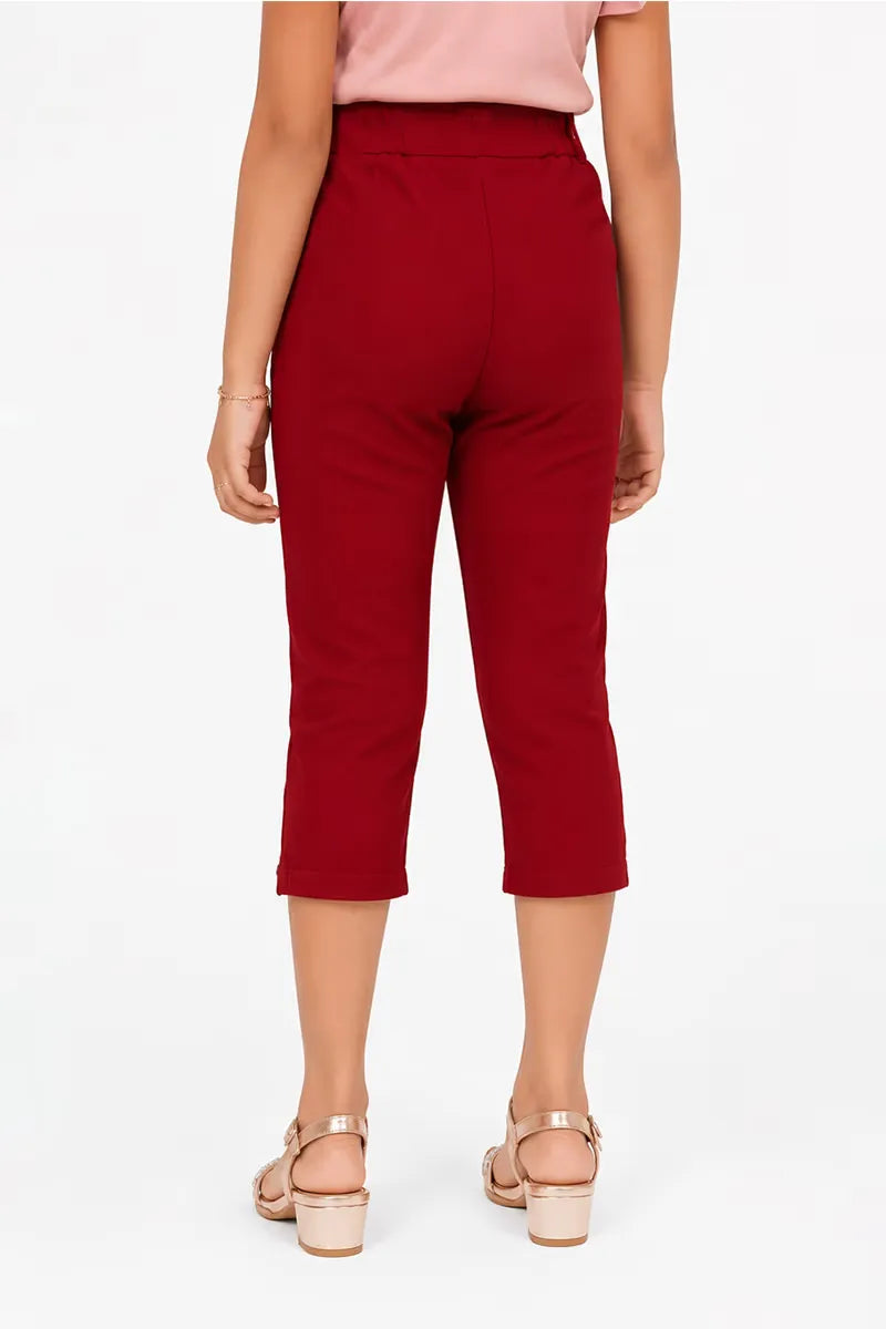 Girl's Cotton Lycra Blend Solid Capri - Maroon - View 7