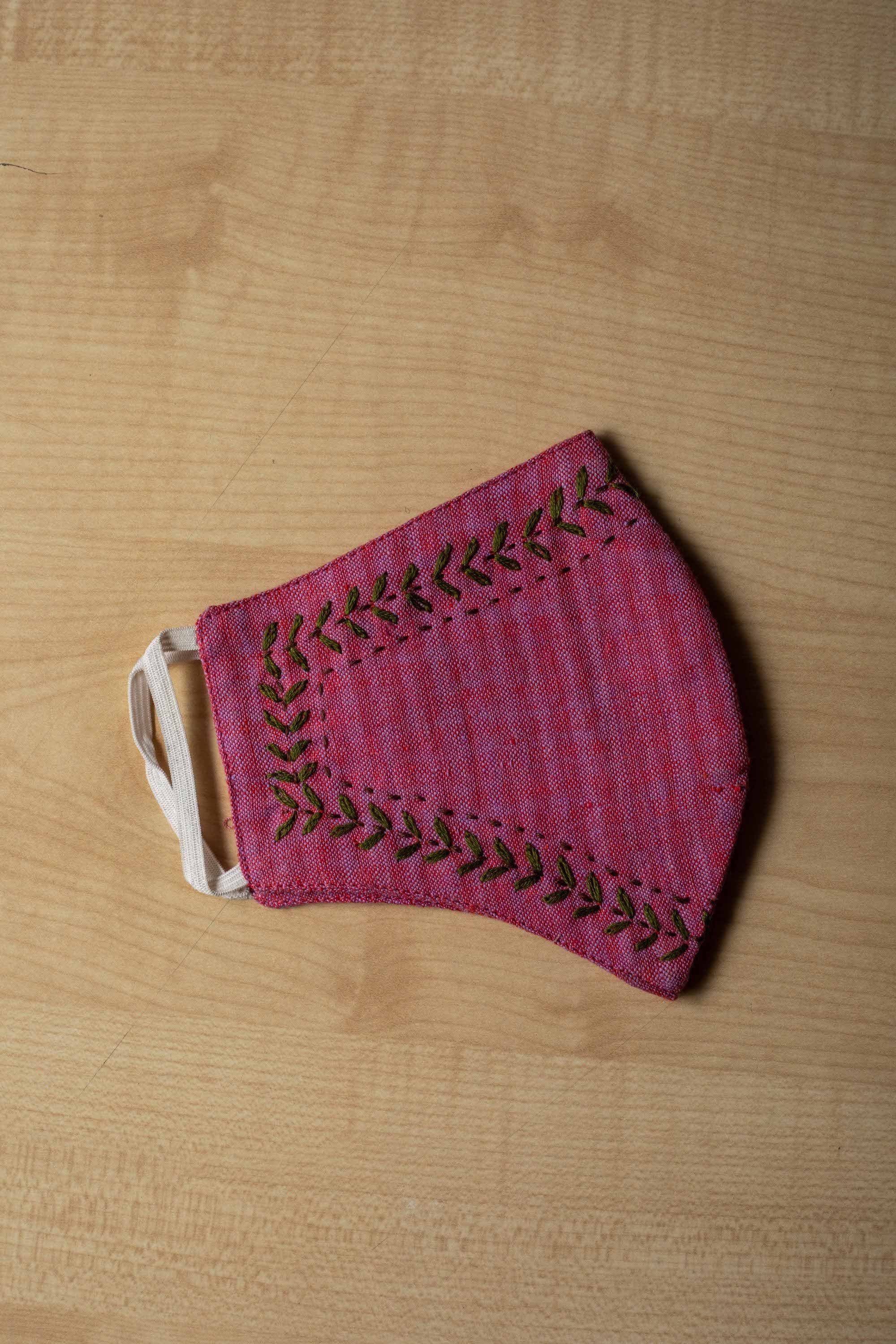 Traana Pink Mask