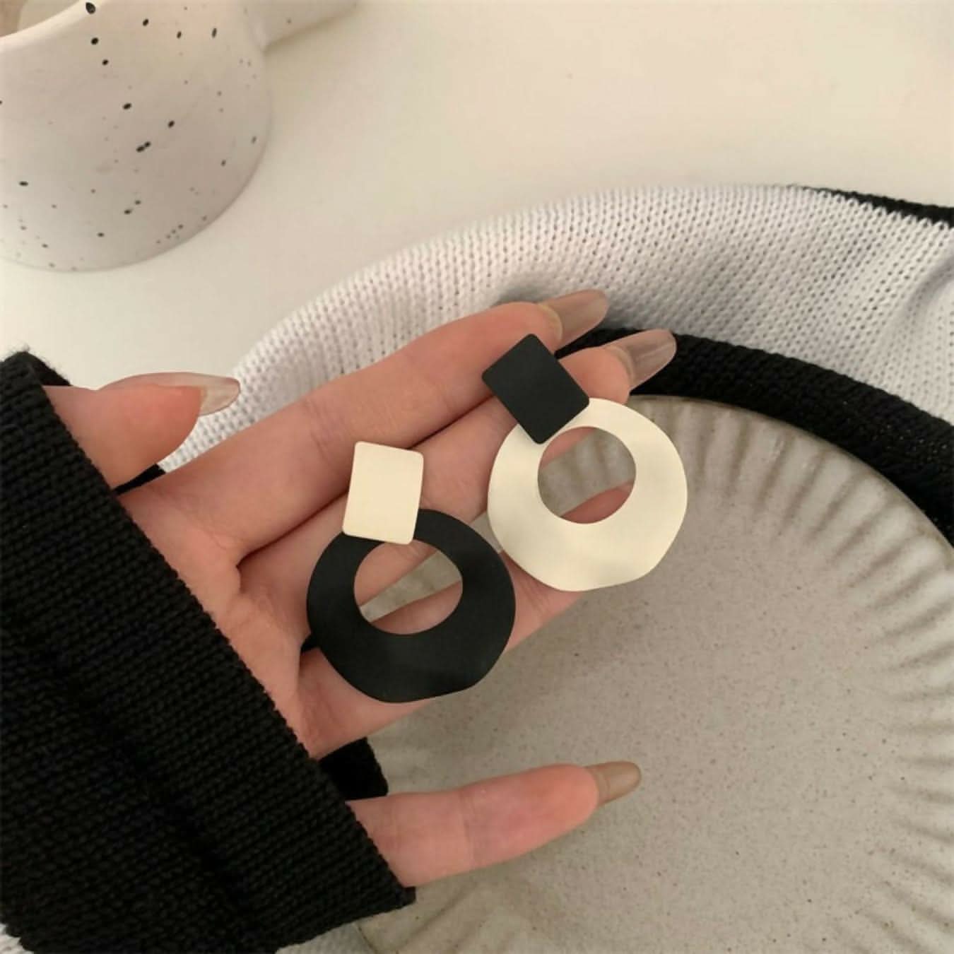 Modern Minimalist Earrings Set of 2 Trendy Artistic Jewelry for Women pinapes
