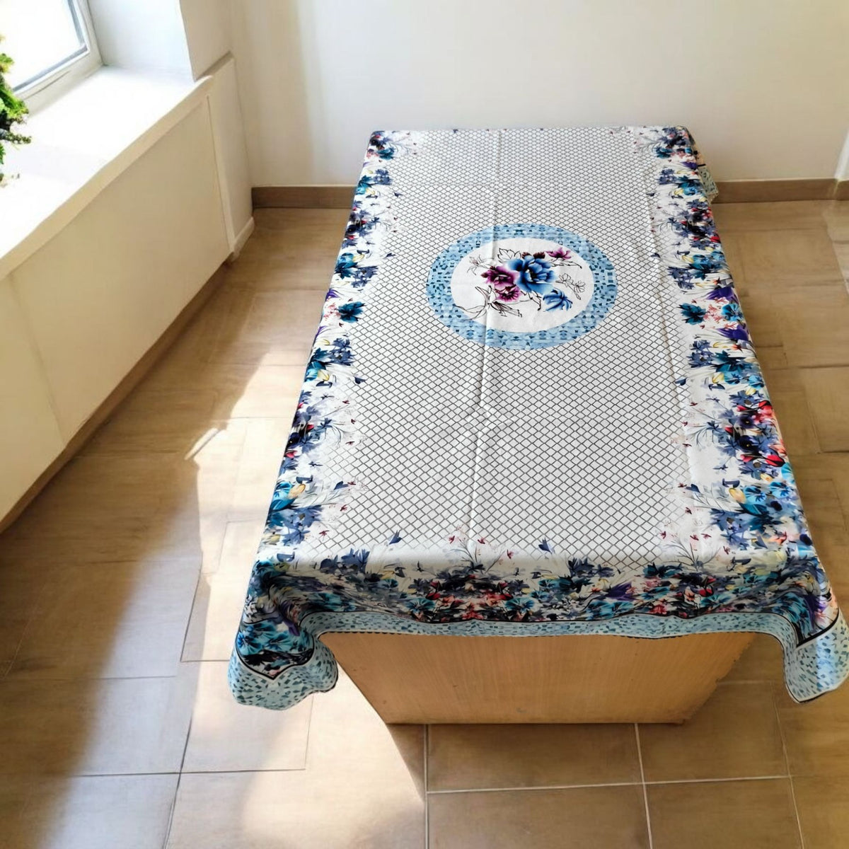 Blue Aster printed cotton table cover in blue - image 3
