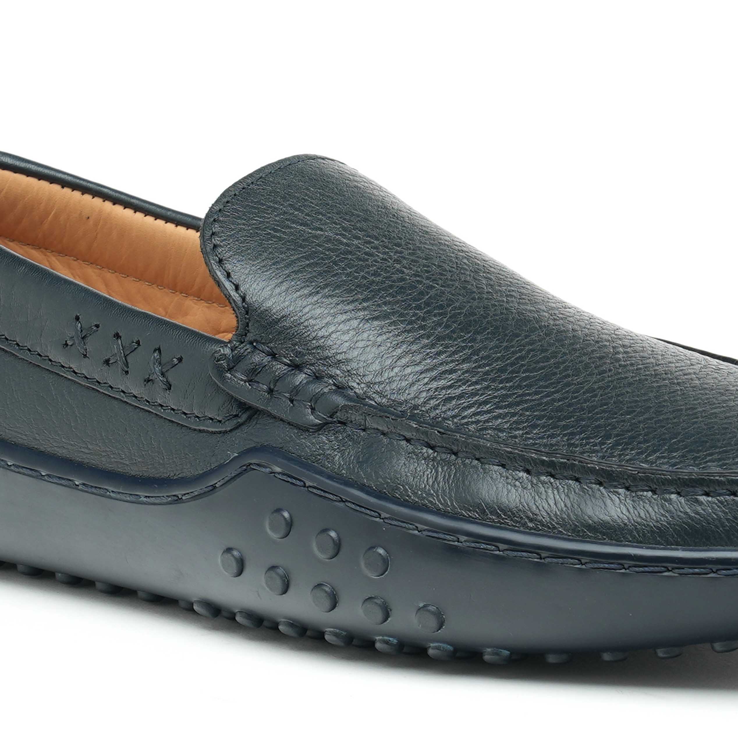 The Lenar2 Ruosh Men Navy Casual Driver