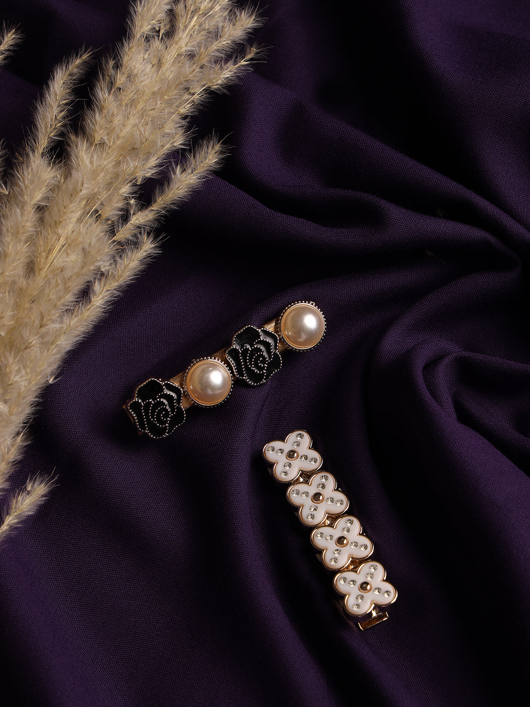 White & Black Sets Of 2 Embellished Alligator Hair Clip