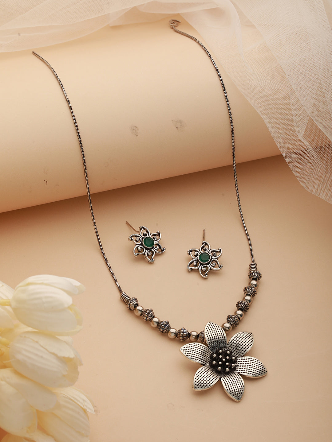 Silver-Plated Floral Shaped Oxidized Pendant & Earring Set