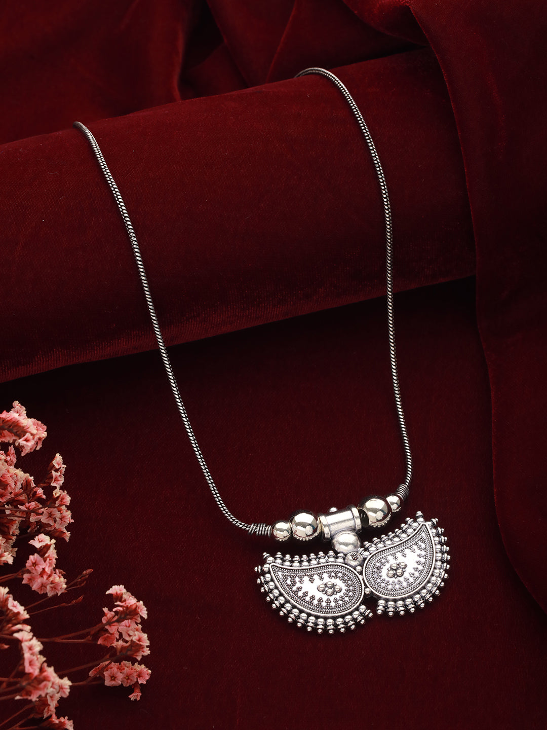 Silver Plated Leaf Shaped Oxidised Necklace