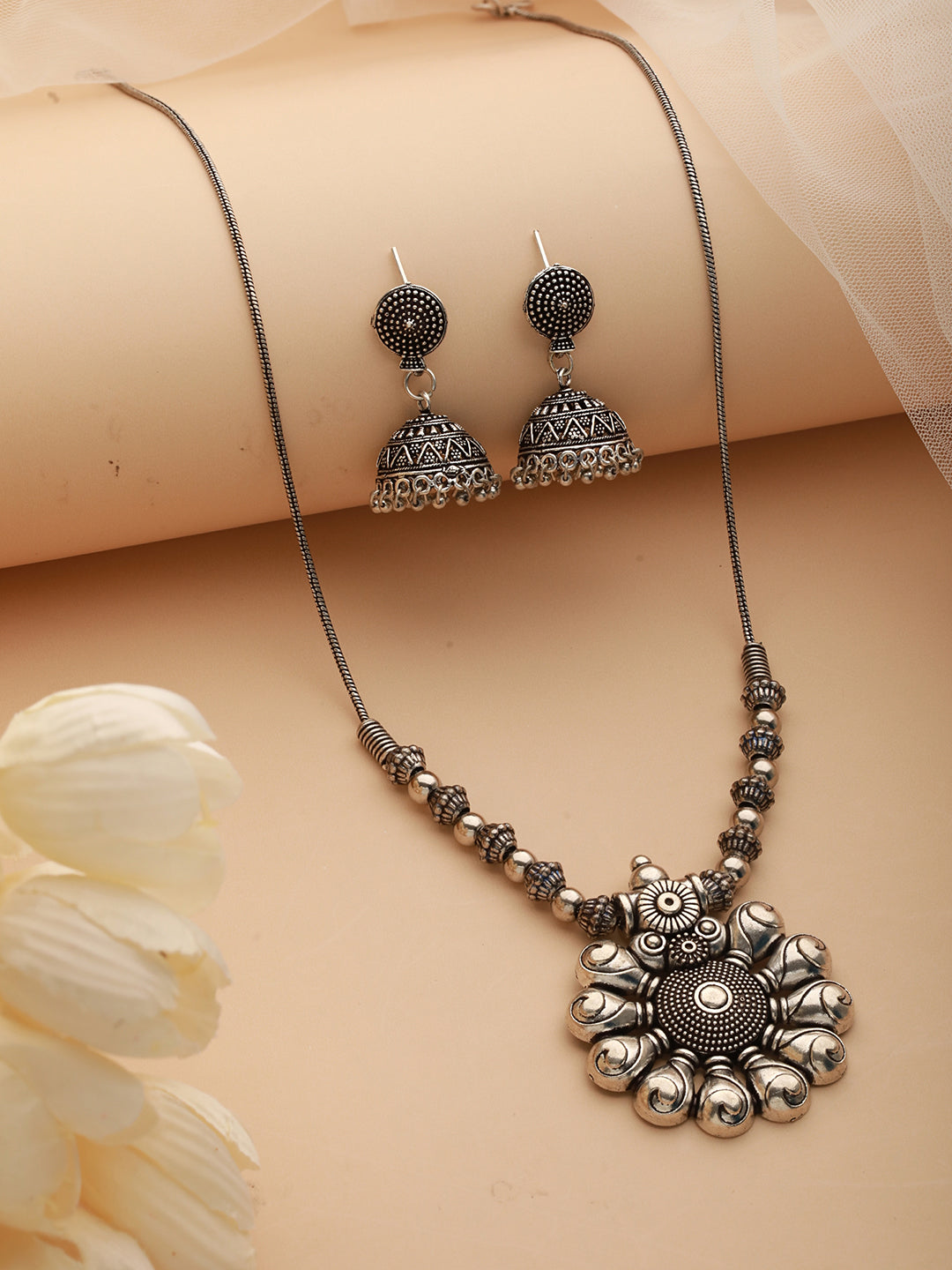 Silver-Plated Circular Shaped Oxidized Jewellery Set