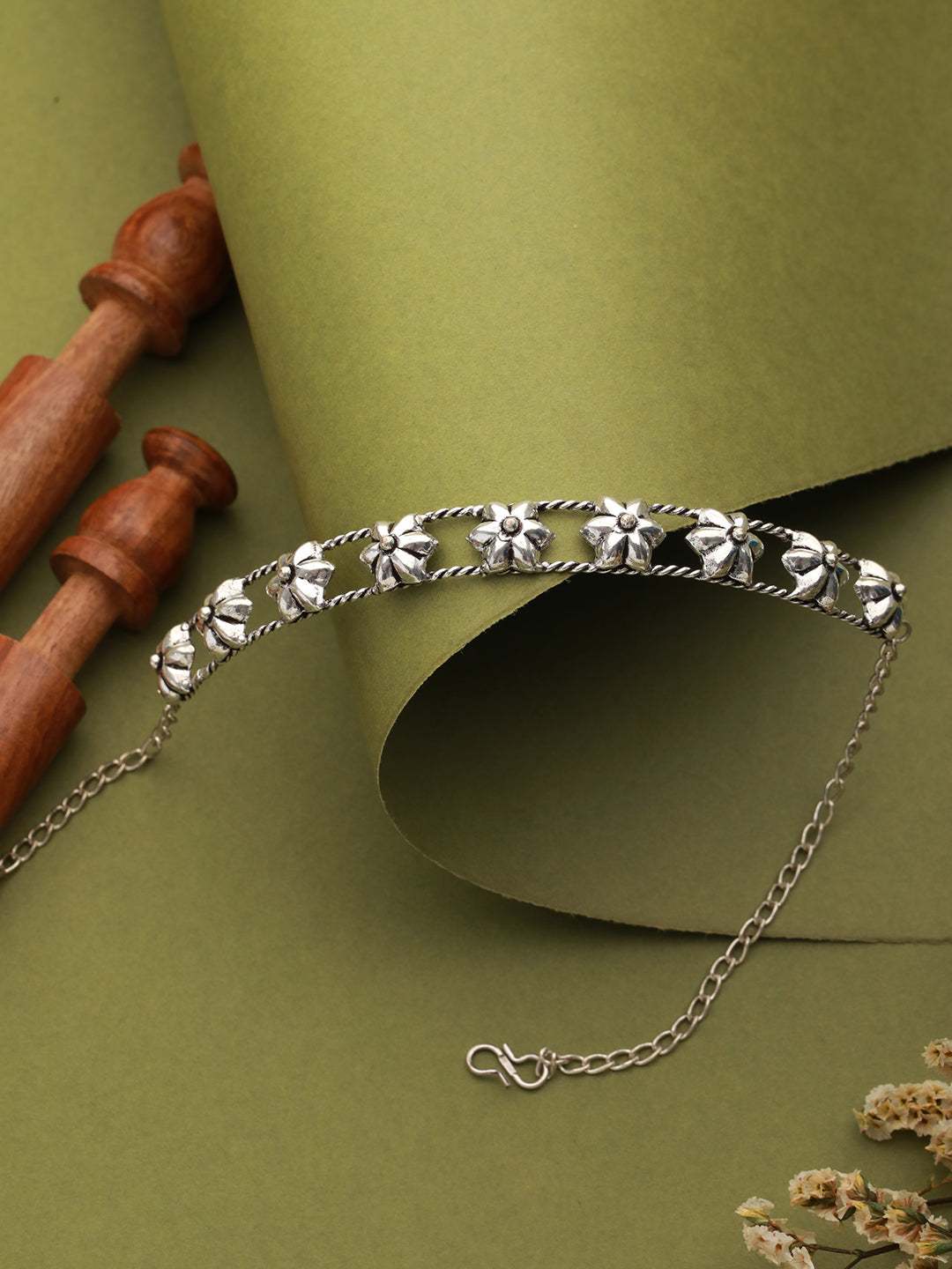 Women Silver-Toned Silver Plated Choker Necklace