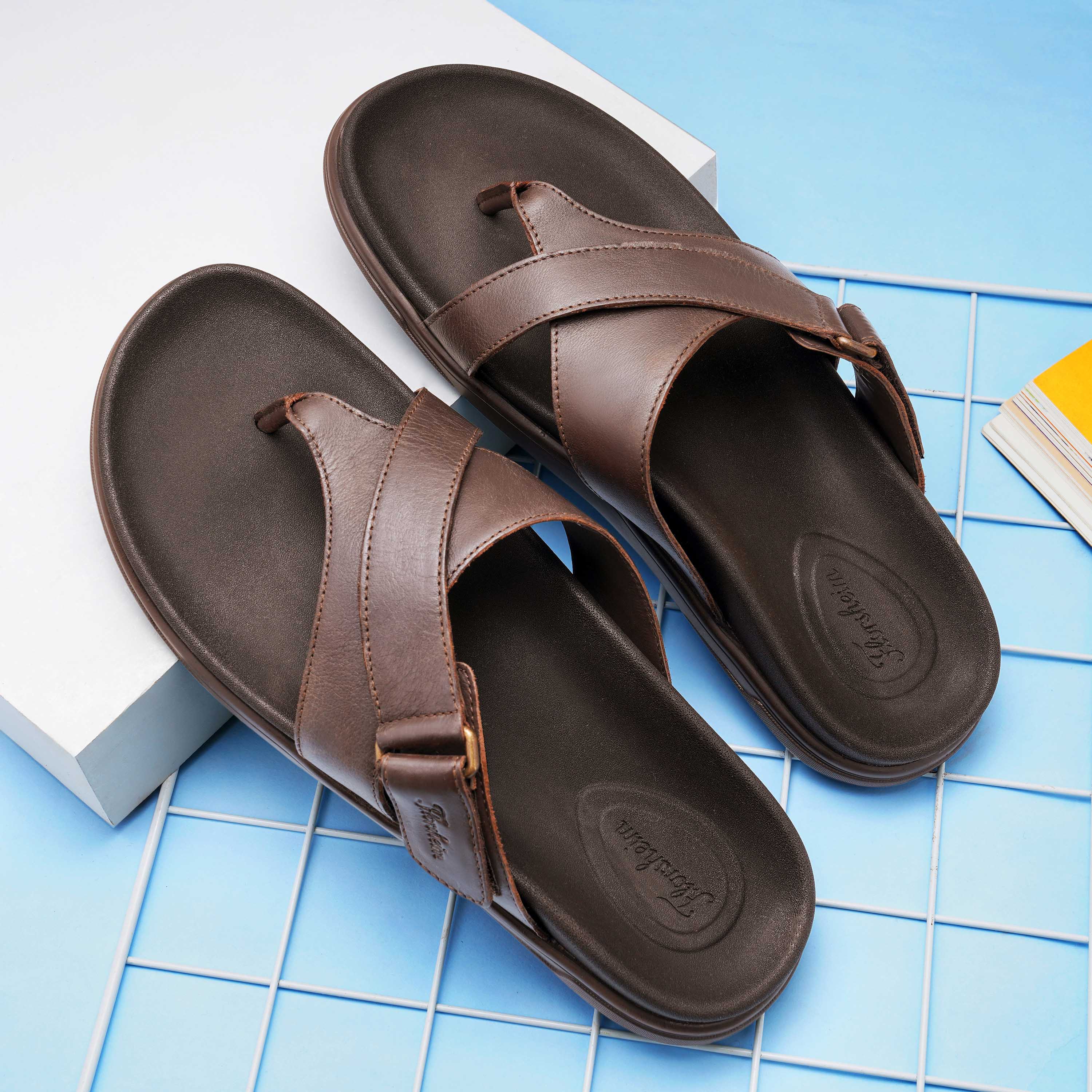 The Comet Brown Men Slipper Florsheim