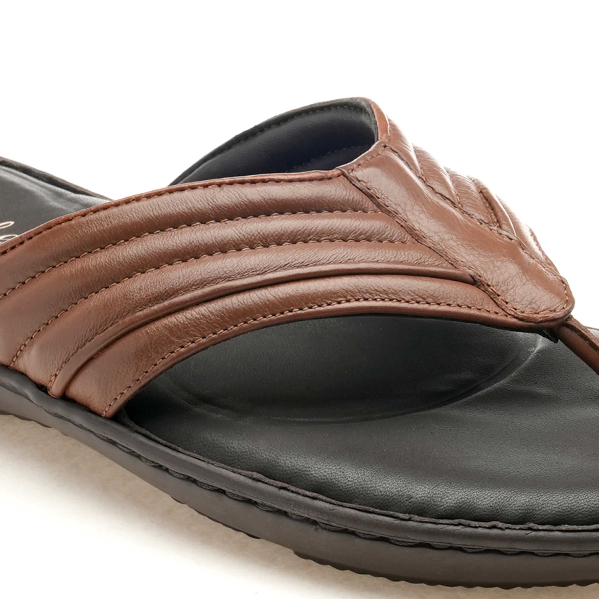 The Florish Tan Men Casual Florsheim