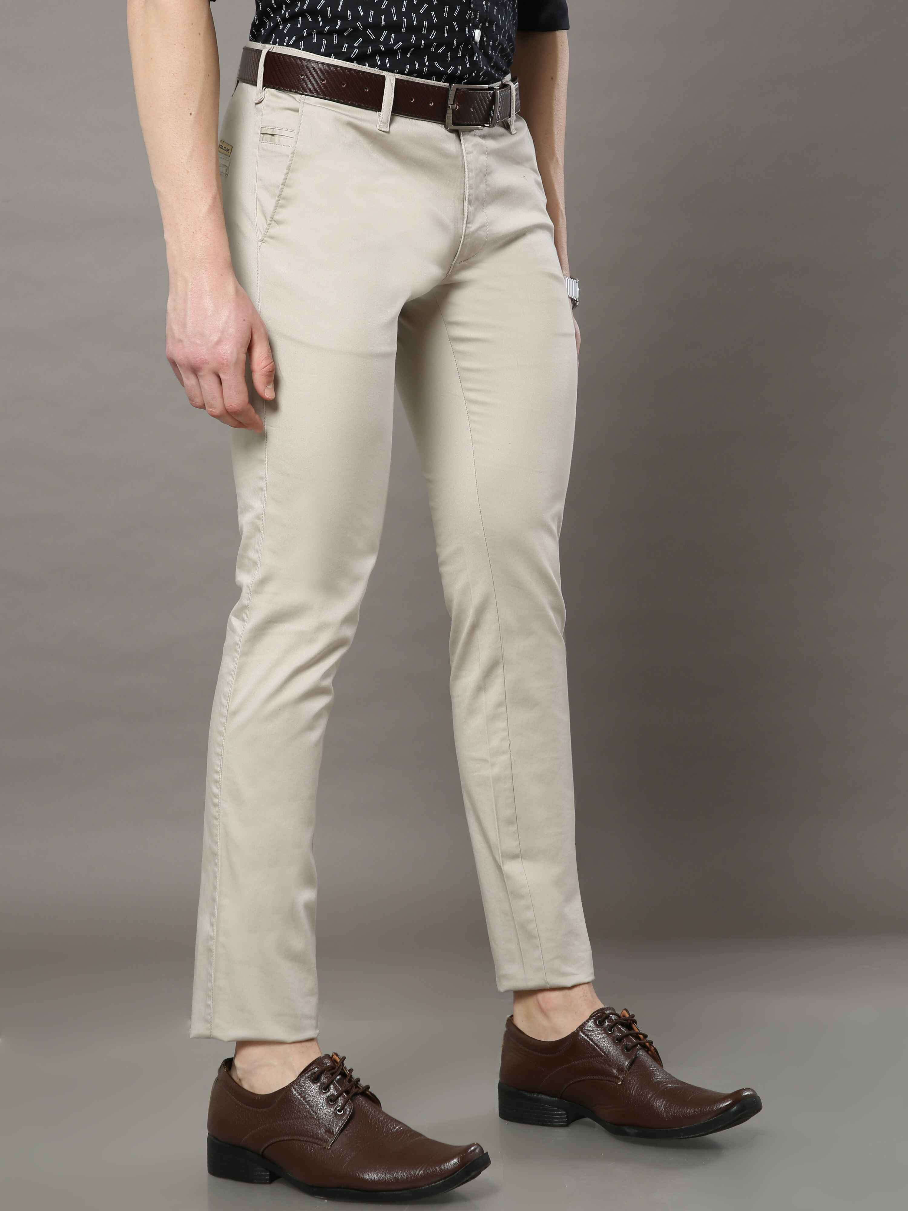 Men's Cream Narrow Fit Solid Lycra Casual Trouser
