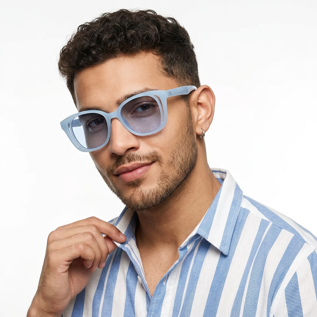 Eyejack Blue Round Sunglasses for Men and Women - Style 1221 - worn by a male model (image 3)