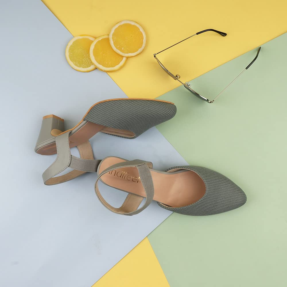 Indifeet Stylish Pointed Toe Block Heel Sandals - Grey - View 2