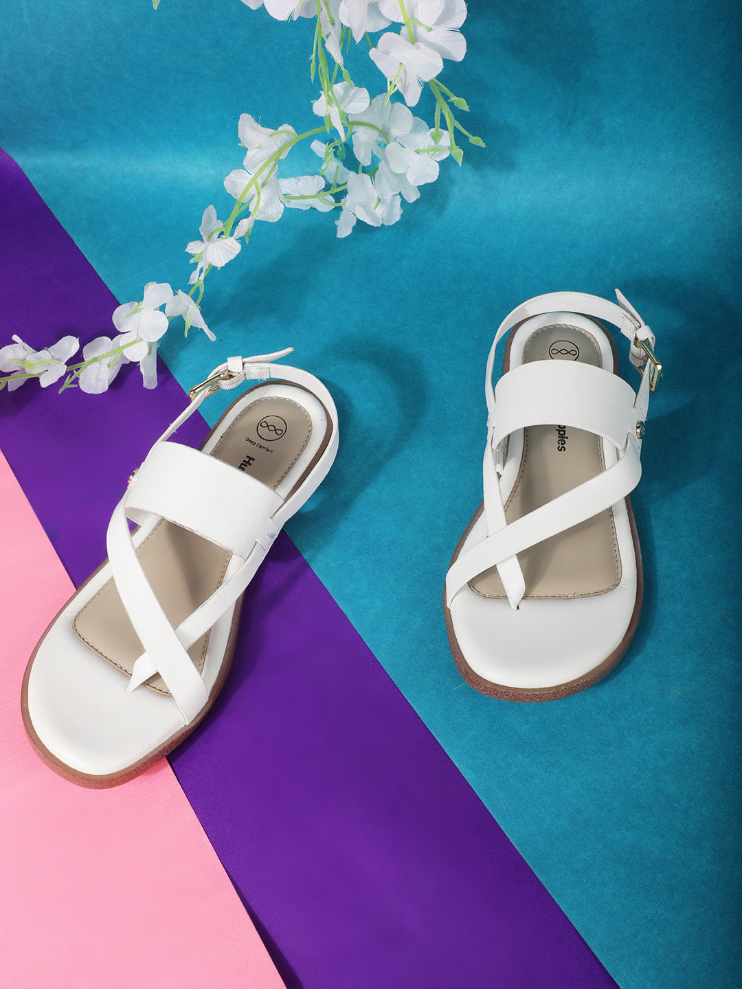 Hush Puppies Women Off White BackStrap Flat Sandal - Off White - View 6