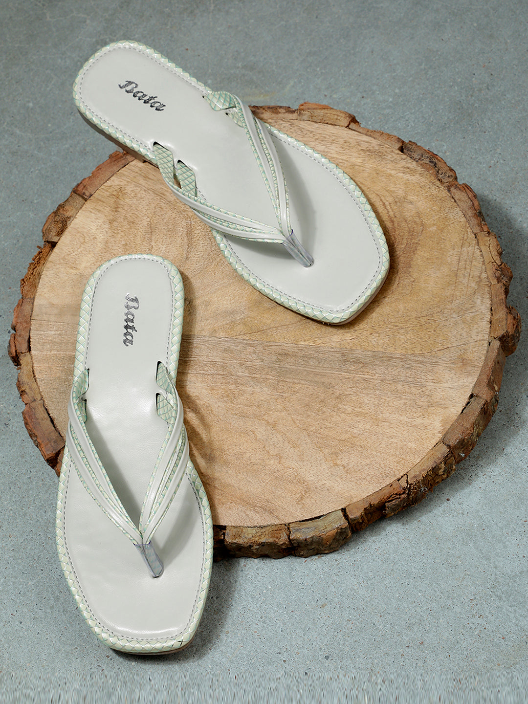 Bata Women Light Green Casual Thong Flats - Light Green - View 6