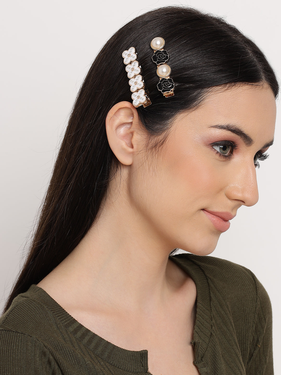 White & Black Sets Of 2 Embellished Alligator Hair Clip
