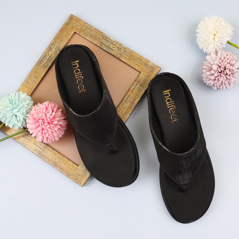 Indifeet Comfortable Thong Platform Sandals for Women - Black - View 2