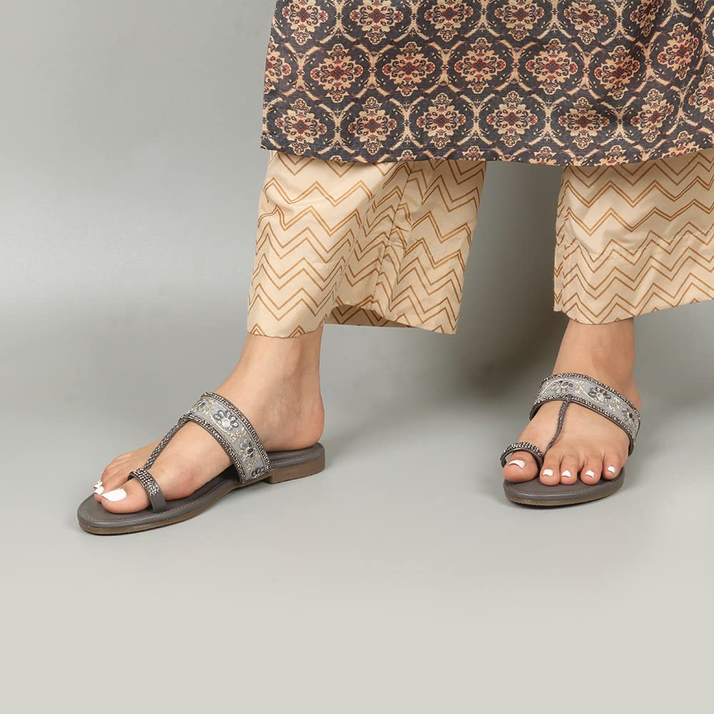 Indifeet Kolhapuri Flat Chappals for Women - Grey - View 4
