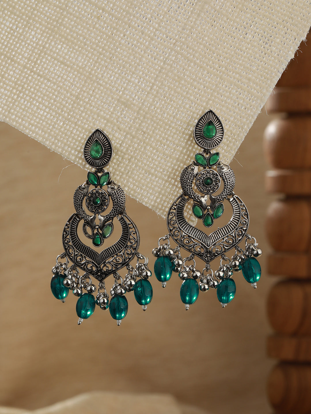 Green Silver-Plated Kundan Studded Fish Shaped Chandbalis