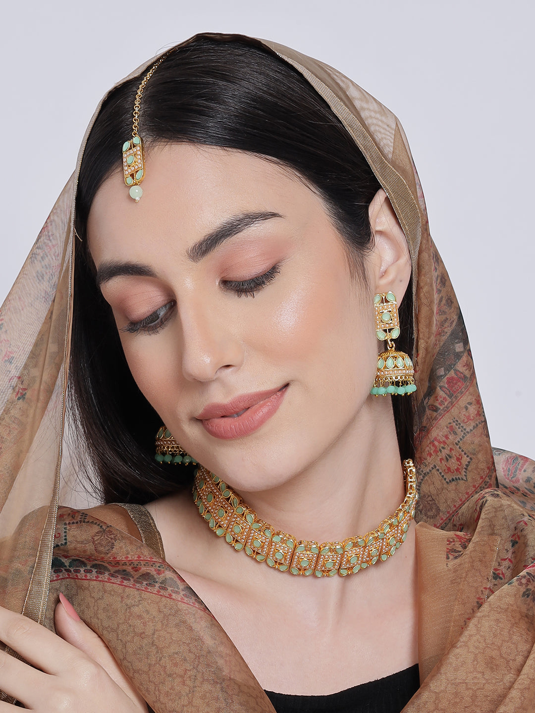 Gold-Plated &Mint Green Kundan Studded Pearl Handcrafted Choker Jewellery Set