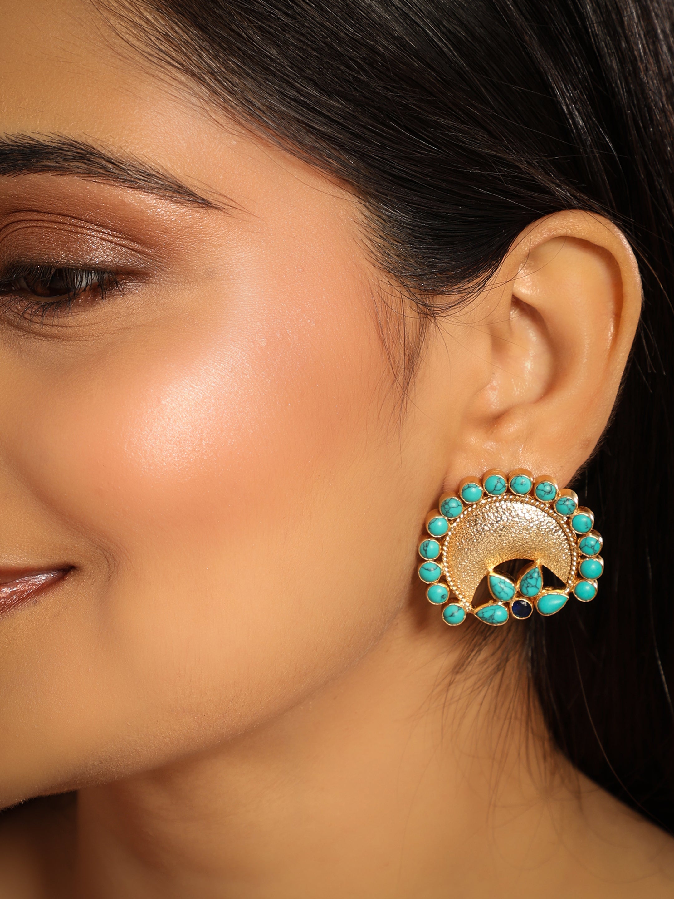 Turquoise Chand Stud Earrings