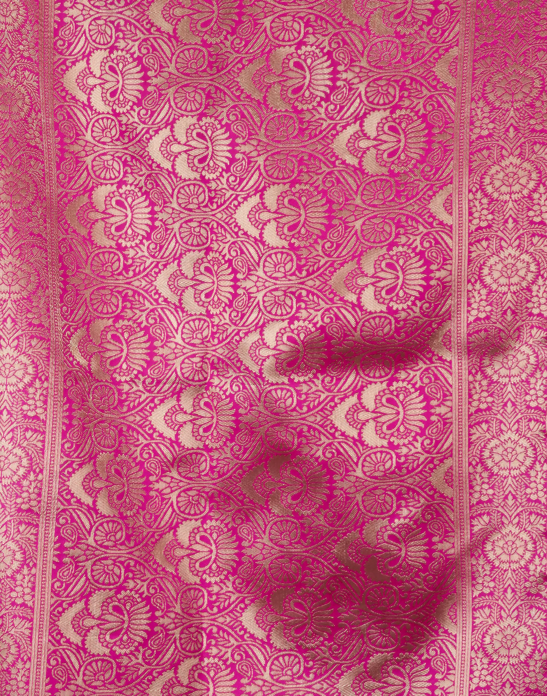 Royal Emerald Jacquard Saree with Golden Zari Work & Heavy Brocade Border