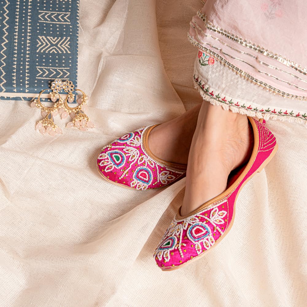 Indifeet Jutti for Women - Pink - Image 3