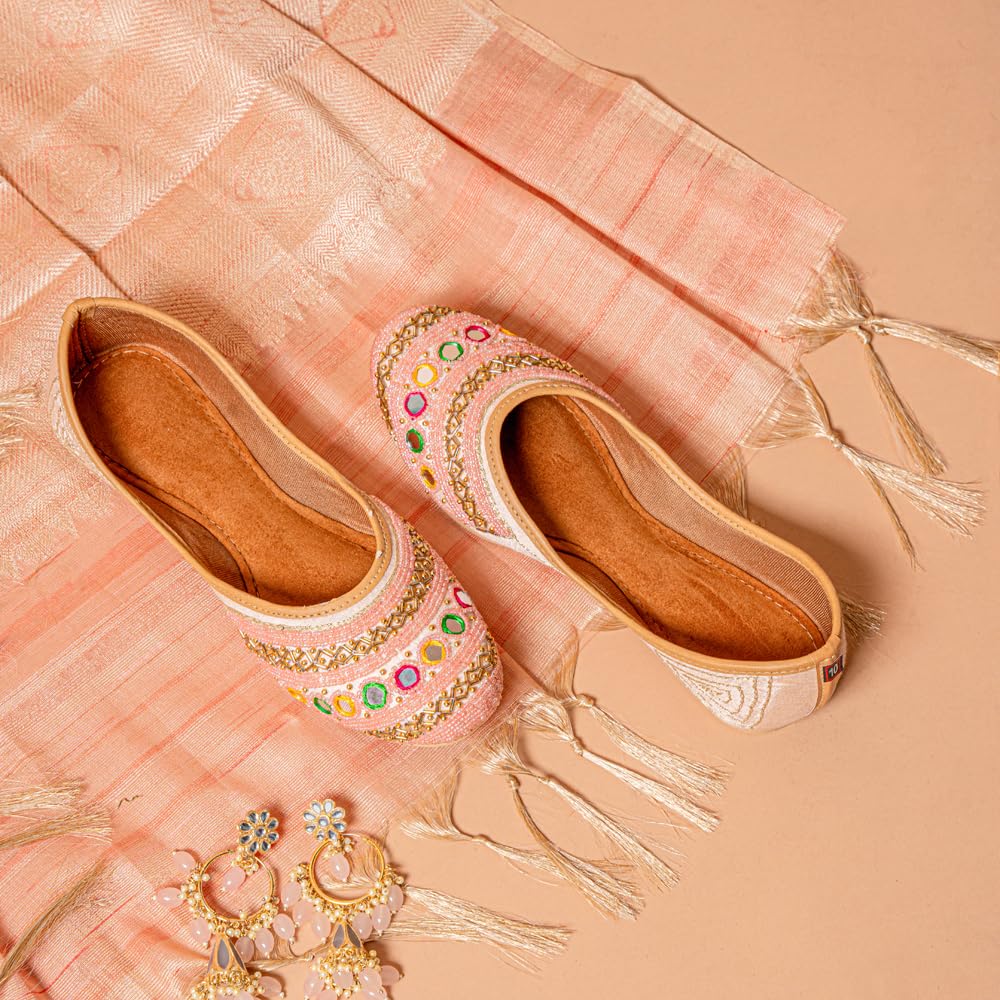 Indifeet Jutti for Women - Peach - Image 4