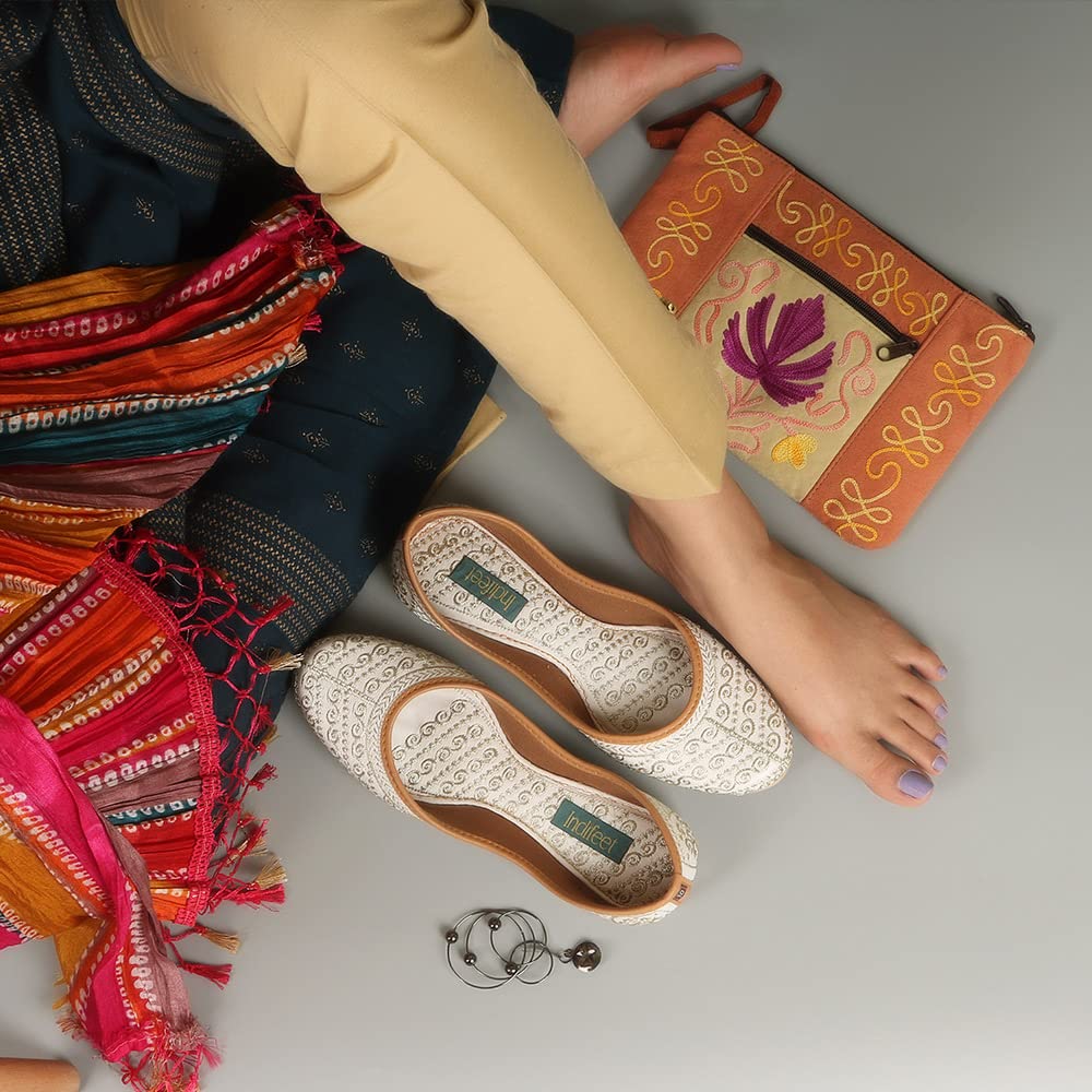 Indifeet Jutti for Women - Cream - Image 3