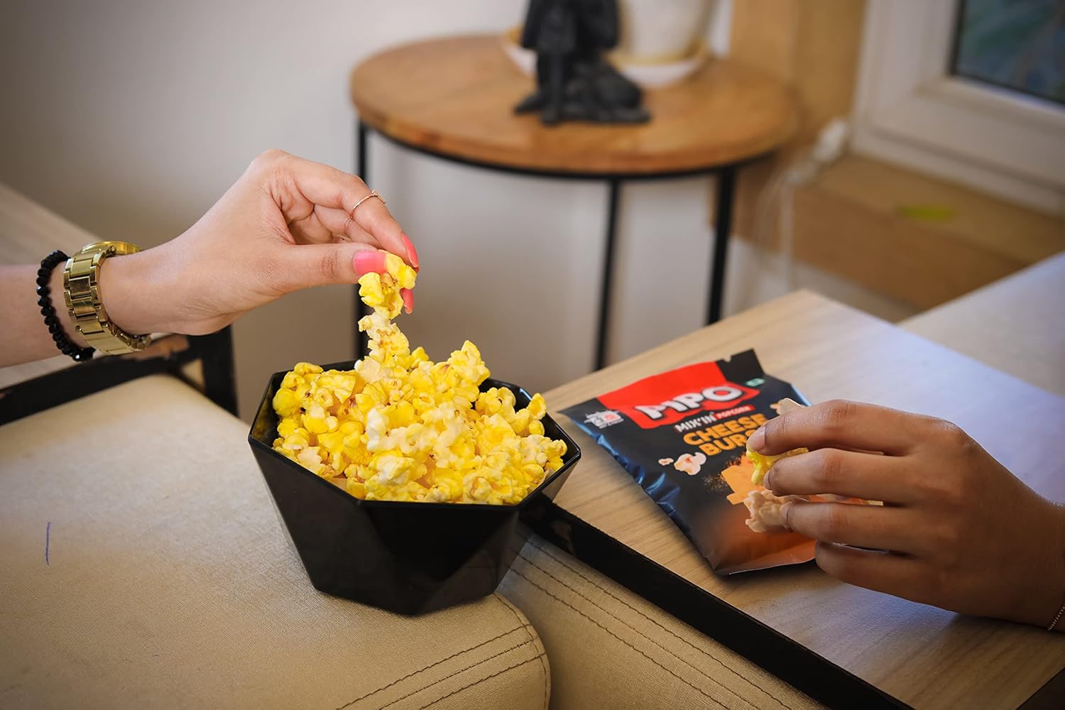 PIPO Mix'in Instant Popcorn Combo Pack of 2 (60 g Each) | Peri Peri & Cheese Burst Flavours | Taste Bomb Inside | Quick & Easy Snack | Vegetarian | Pouch Pack HalfPe