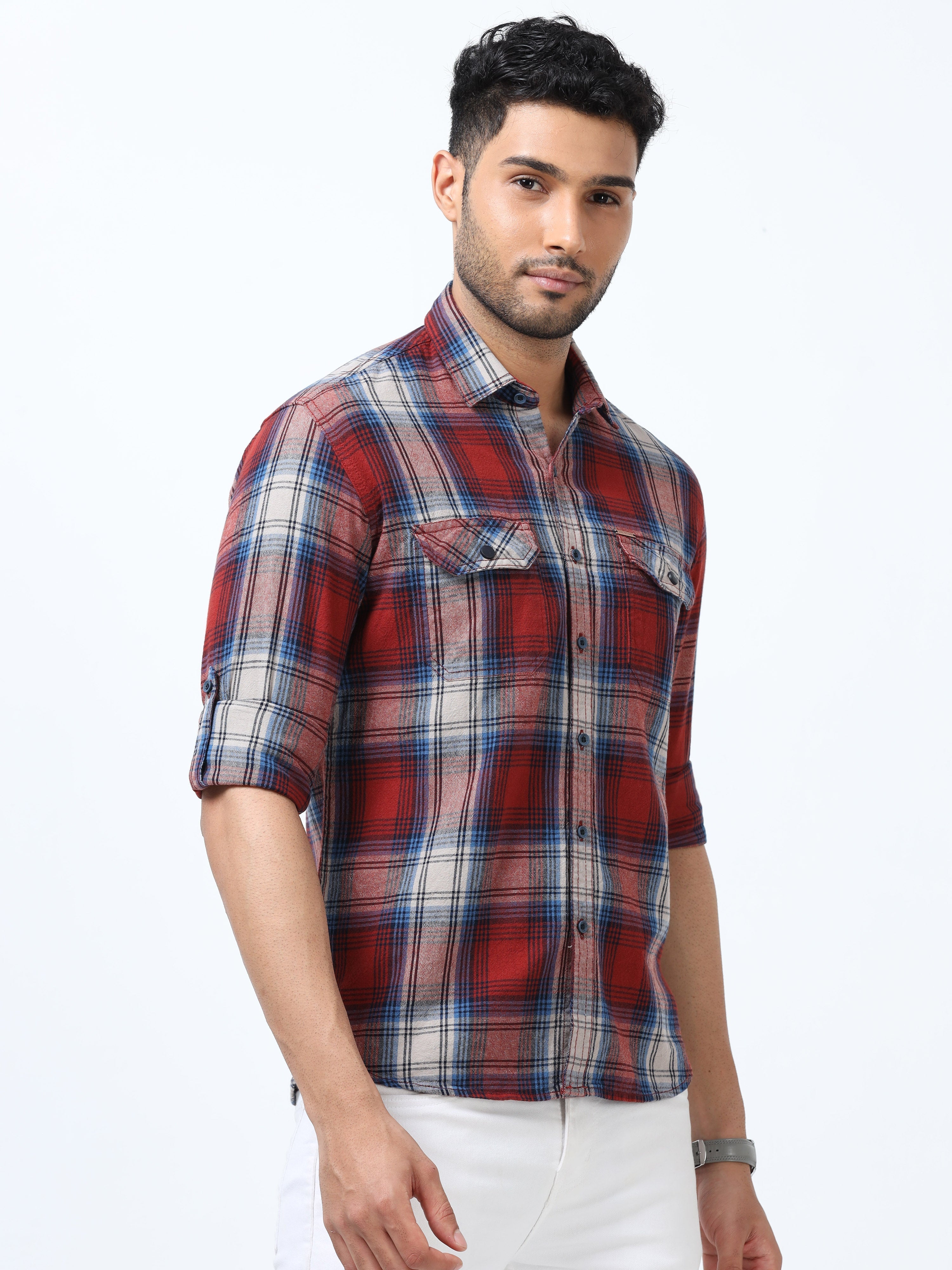 Men Blue & Red Slim Fit Checks Full Sleeve Casual Shirt