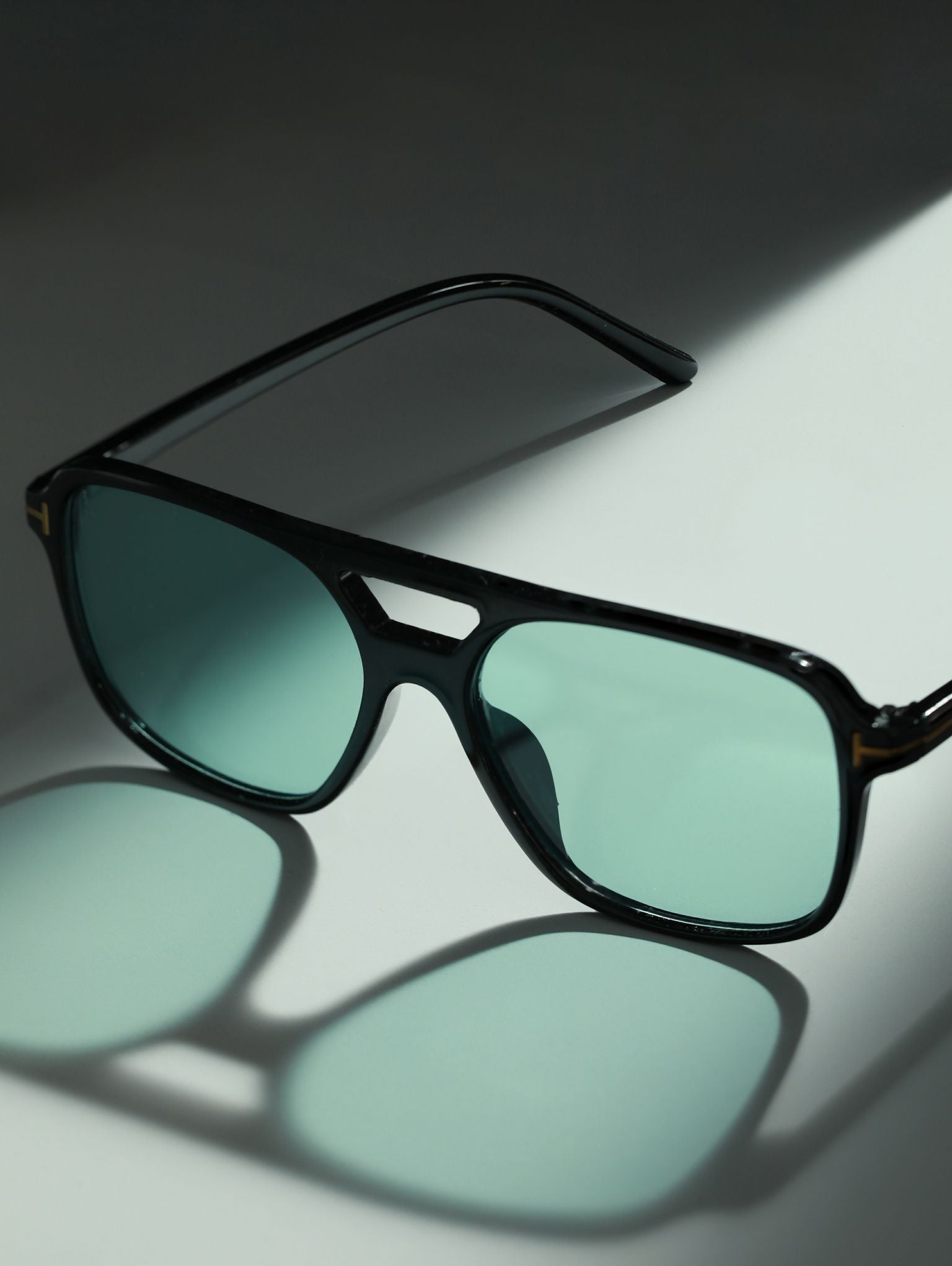 Retro Themed,Vintage Pilot Abstract Unisex Green Sunglasses Uv400 Protected Medium Size