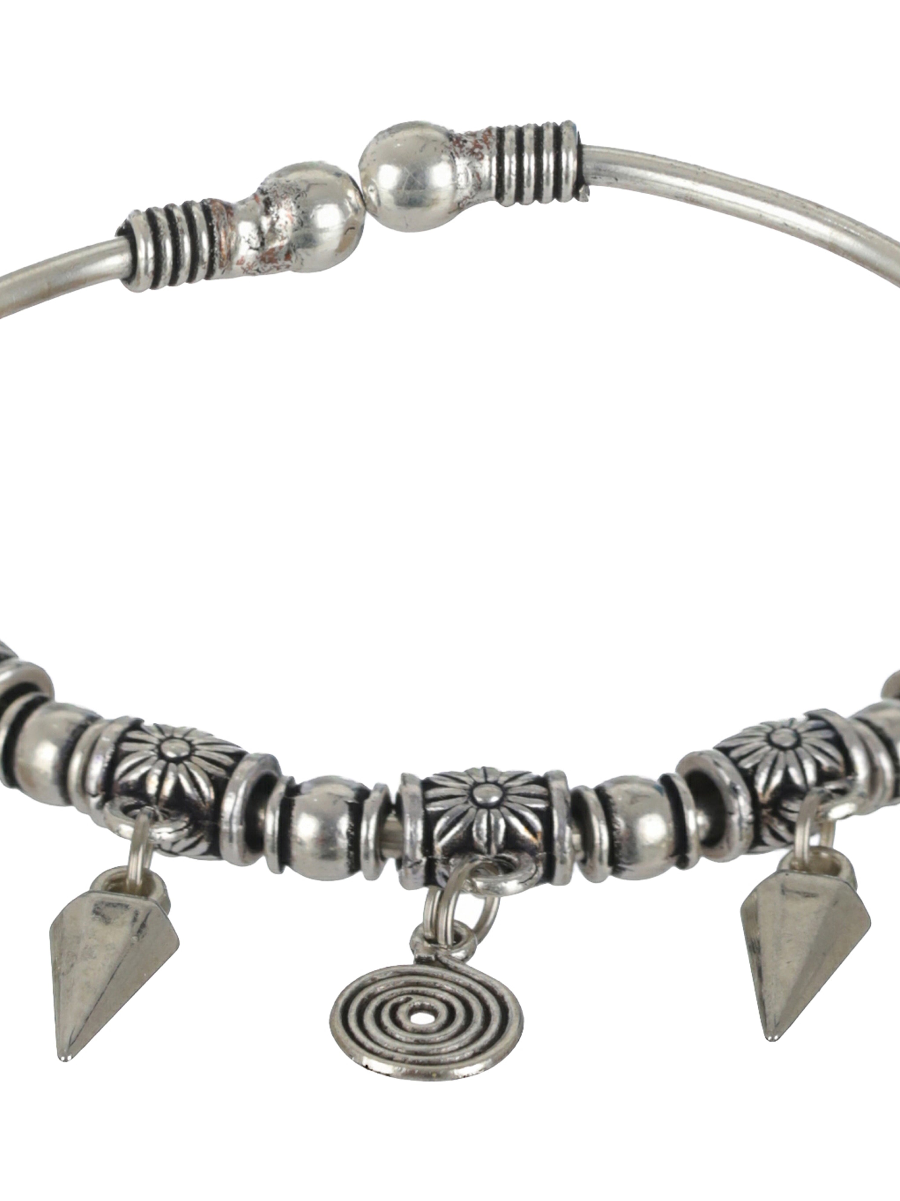 Women Oxidised Silver-Toned & Oxidised Tribal Brass Circular & Diamond Shaped Charm Bracelet