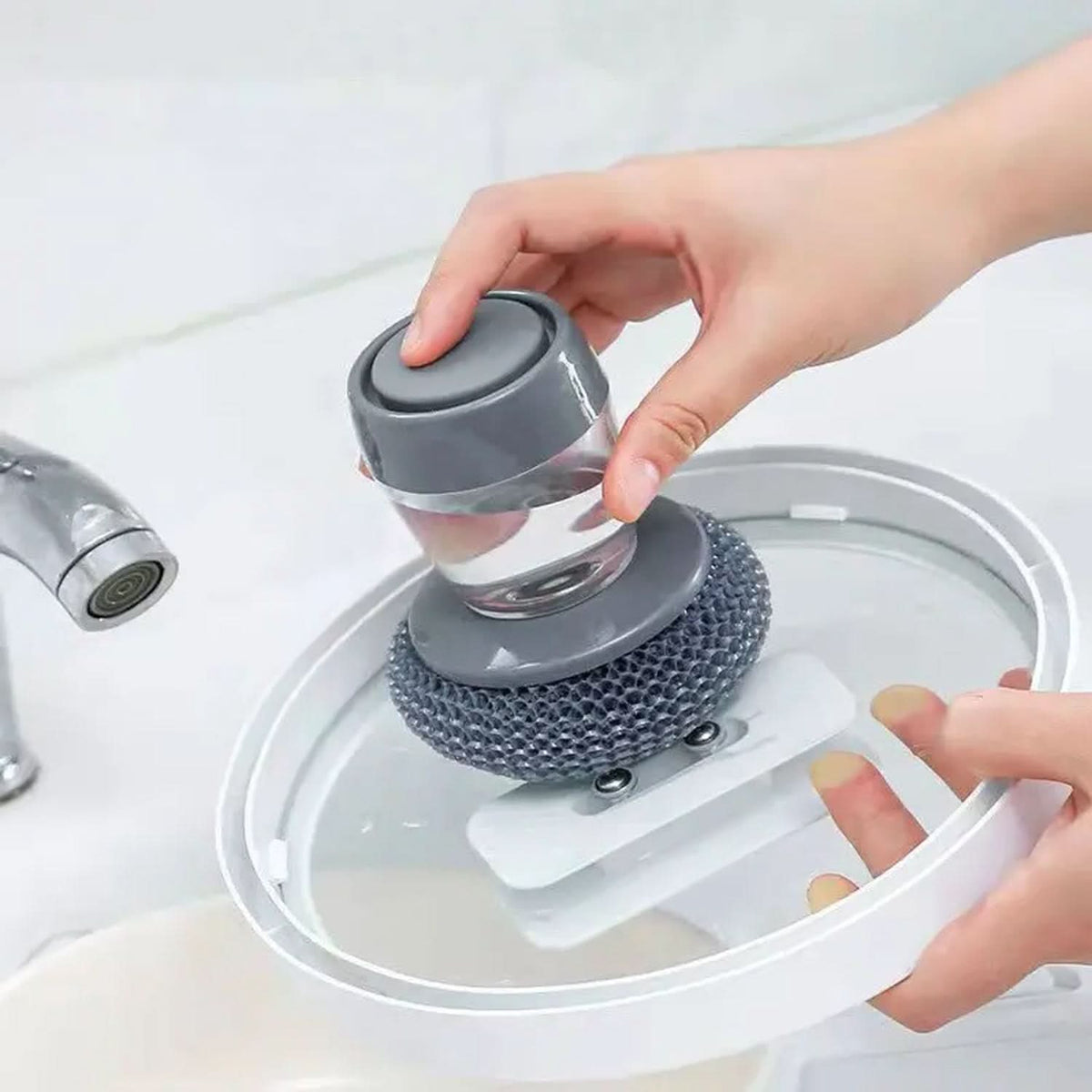 Soap Dispensing Palm Brush Washing Liquid Dish Brush Soap Pot Utensils With Dispenser Cleaning HP DD