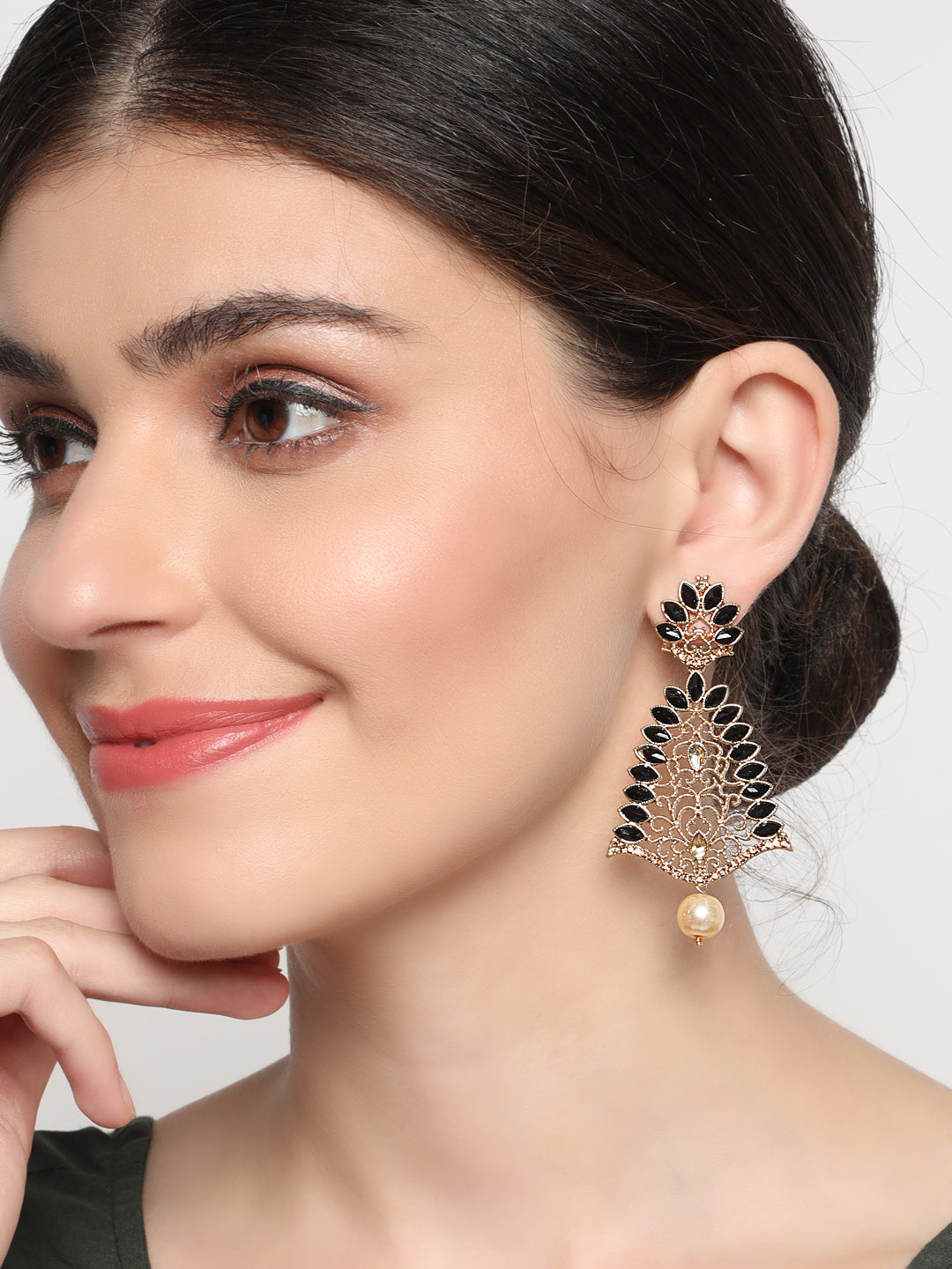 Gold Toned & Black Kundan Studded Contemporary Drop Earrings