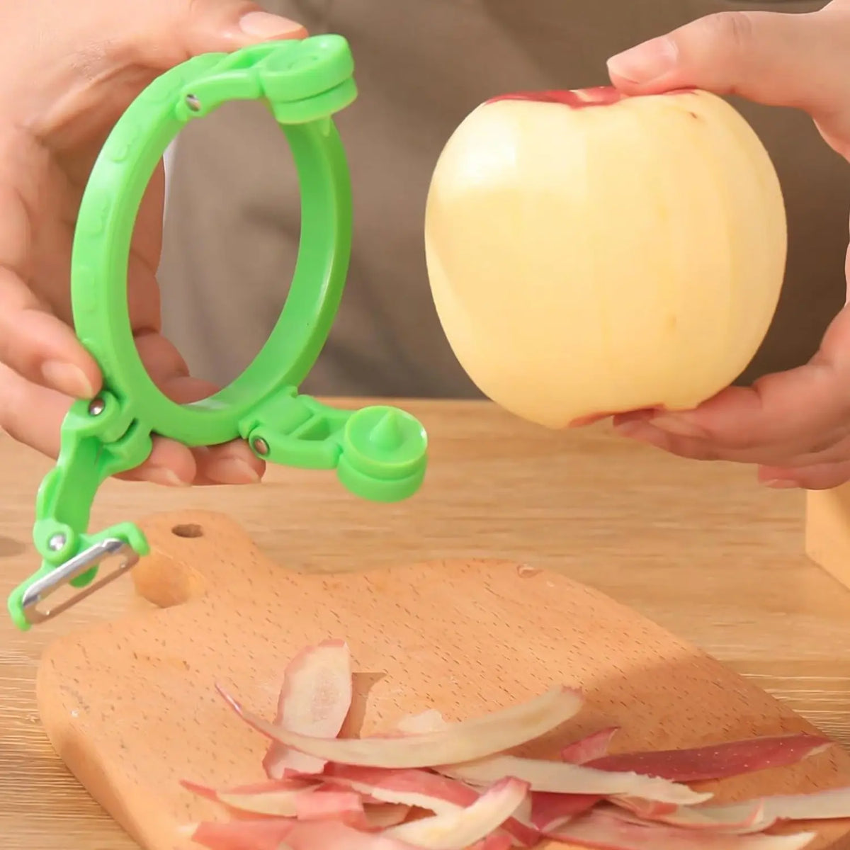 Adjustable Apple Peeler Cutter With Holder Ring HP DD