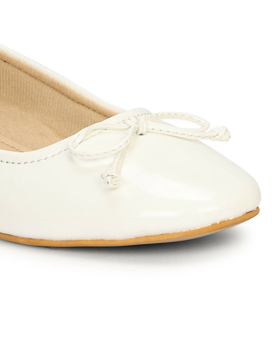 -1117Wx1400H-701481720-white-MODEL7