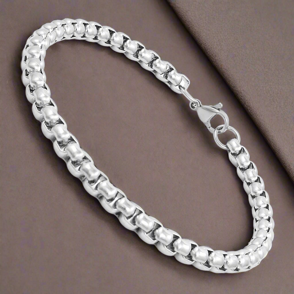 Jazz and Sizzle Men Silver-Plated Link Bracelet