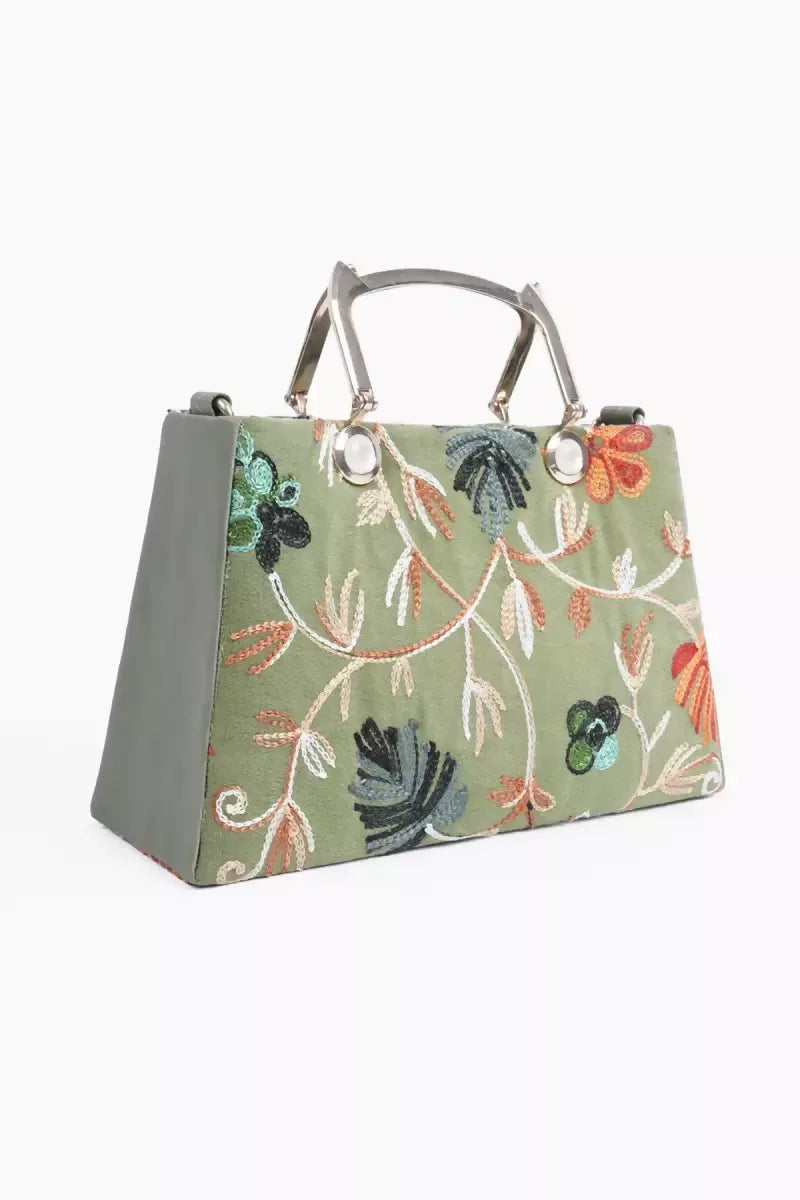 1741086339140__1741086338696__DSC00665