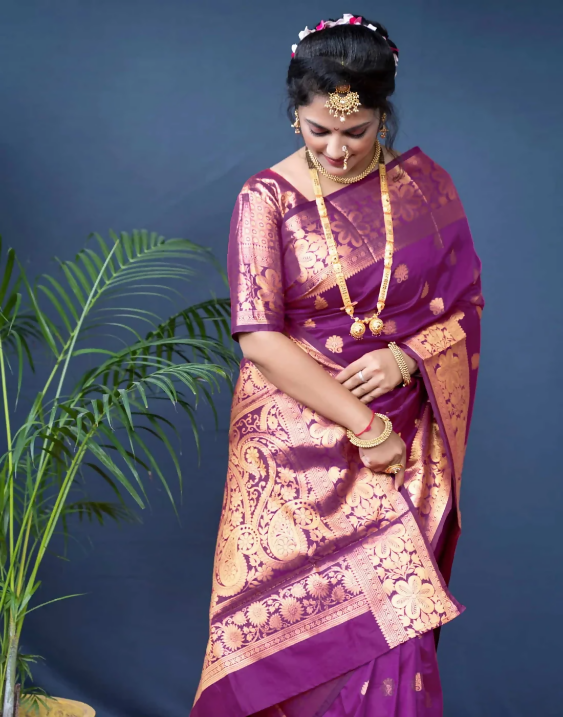AXONIT Royal Emerald Jacquard Saree with Broad Golden Zari Border & Pallu