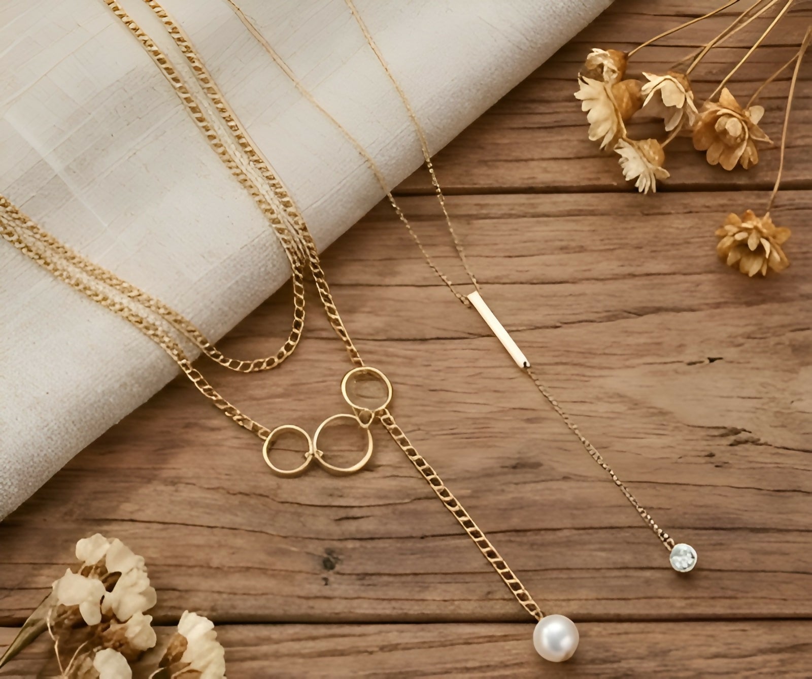 Chic Gold-Tone Layered Necklace Set with Triple Ring Detail & Pearl Drop (Set of 2) pinapes