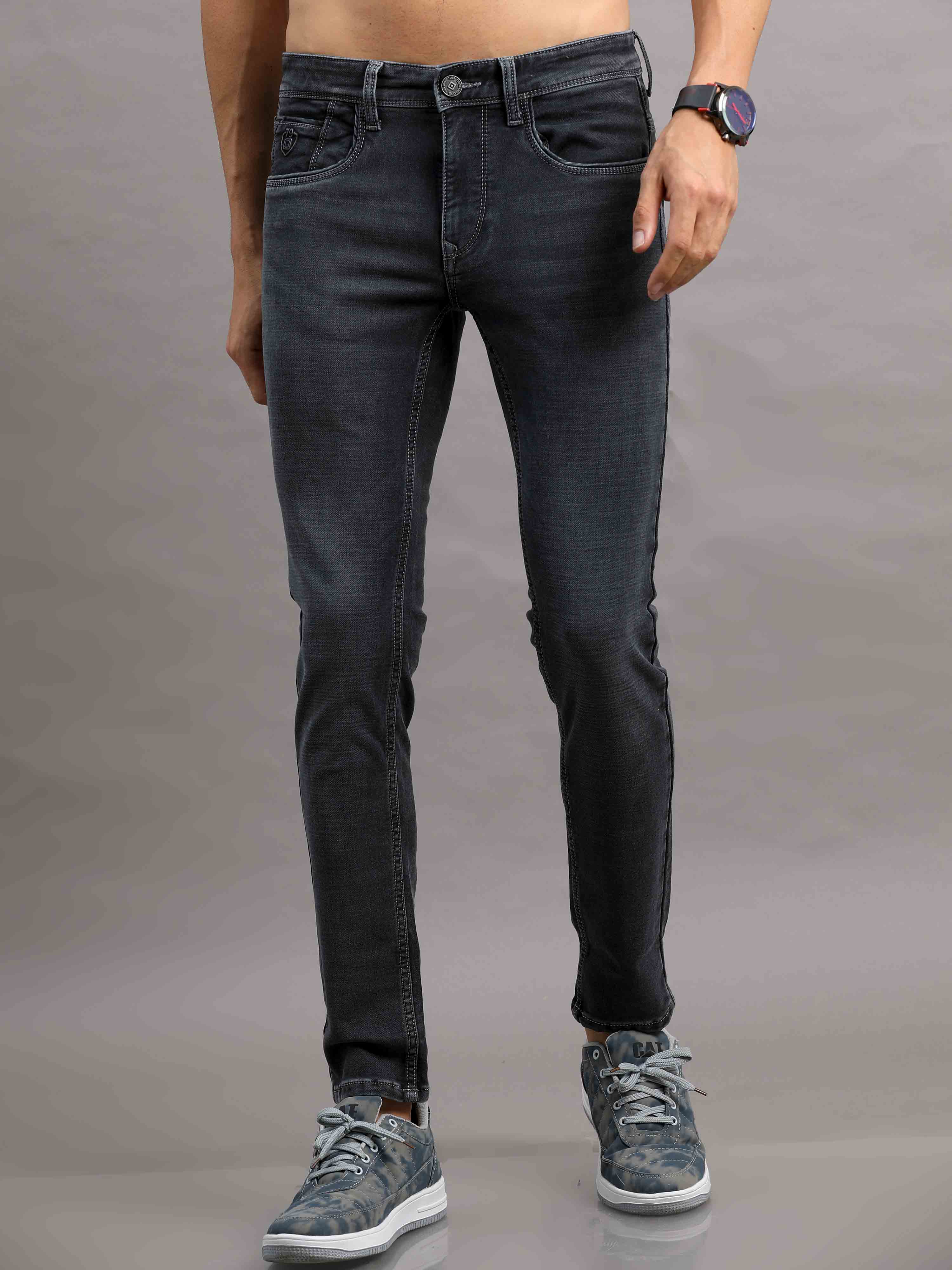 Men's Black Relaxed Denim Ankle fit Jeans