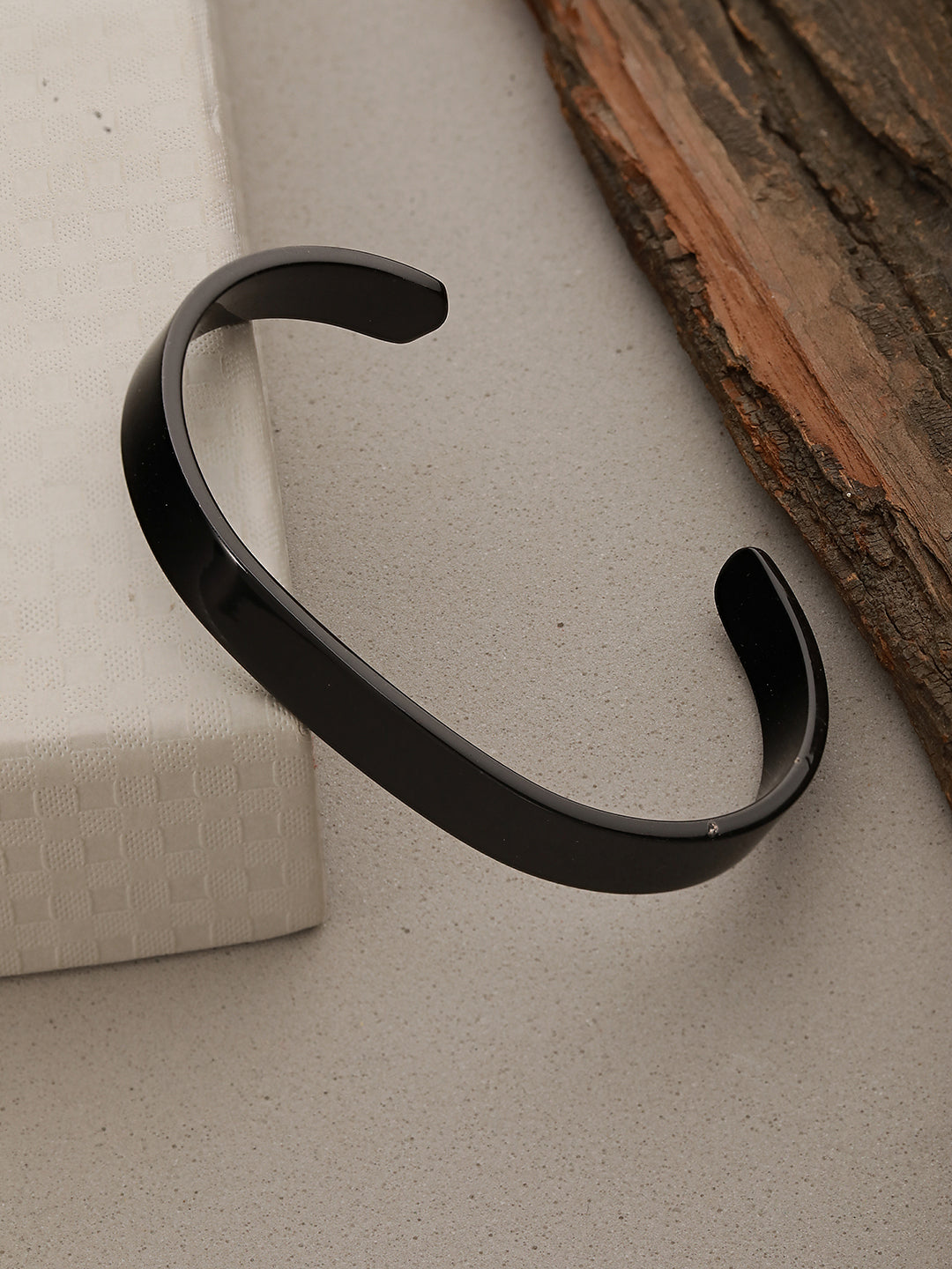Jazz And Sizzle Men Black-Toned Stainless Steel Cuff Bracelet