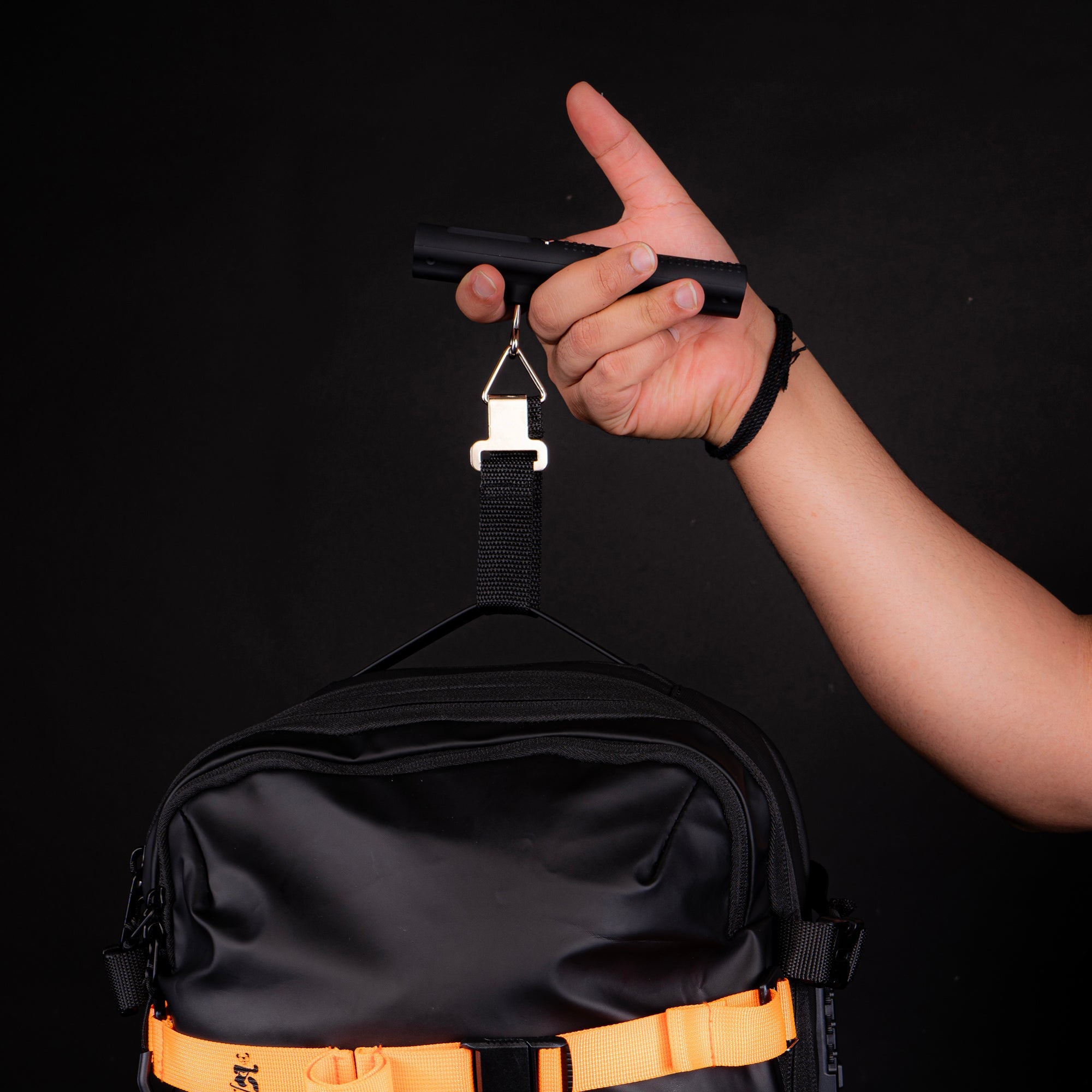 4-in-1 Luggage Scale - size comparison