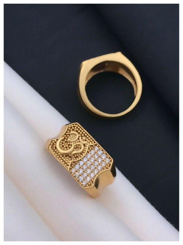 Voguish Gold Plated Emerald Finger Ring for Men – Ethnic Casual Wear MAITRY ENTERPRISE