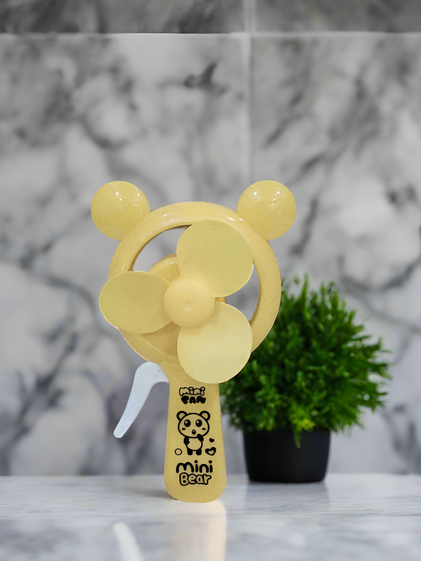 Kids' Hand Pressure Mini Fan – Cute Teddy Shape Squeeze Toy Multicolor