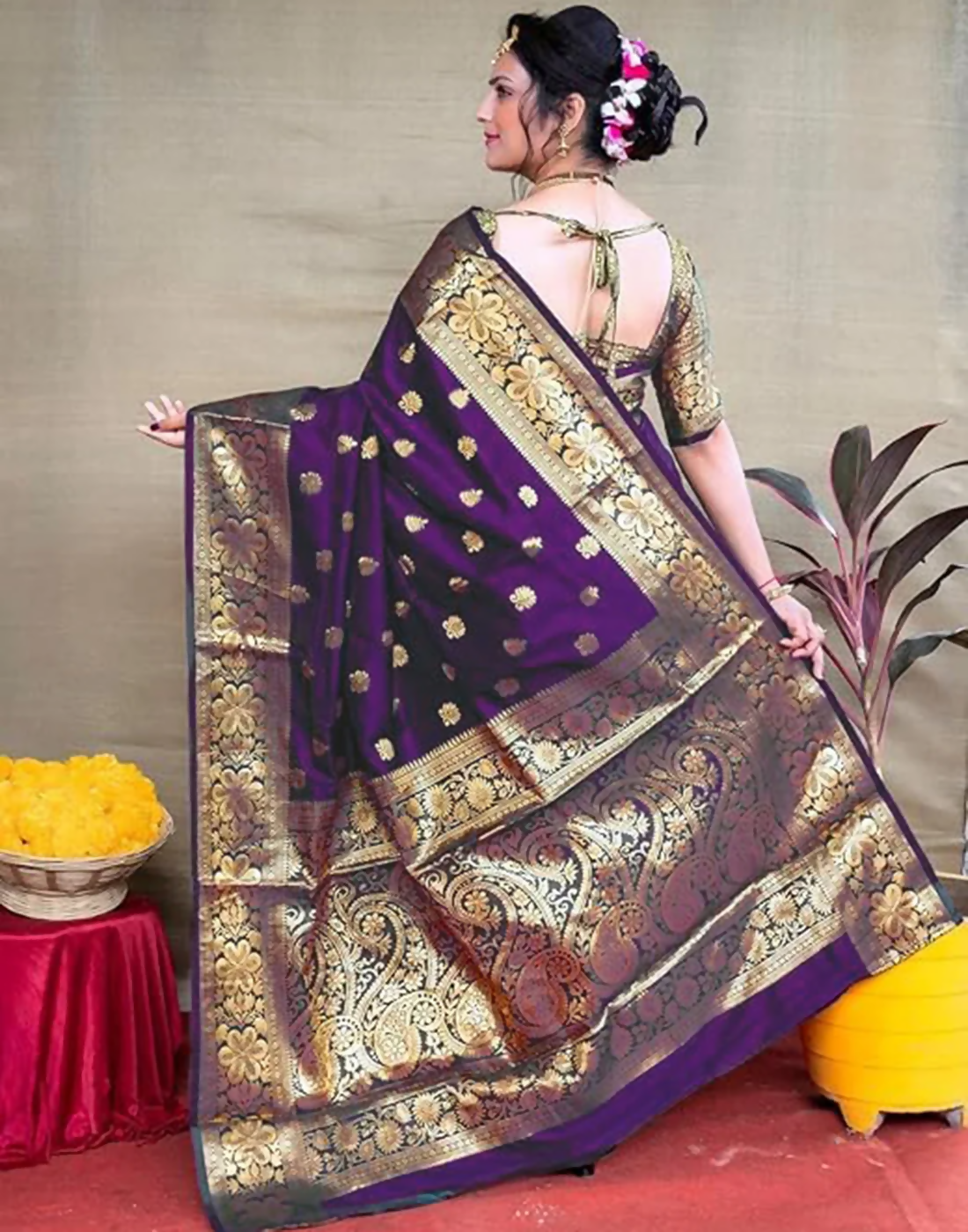 AXONIT Royal Emerald Jacquard Saree with Broad Golden Zari Border & Pallu