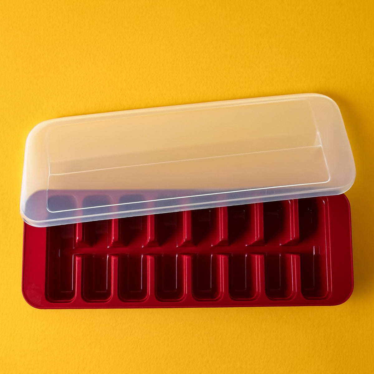 Supermom Frizzy Ice Tray With 2-in-1 Compartment & Leak-Proof Plastic Ice Cubes And Storage Box (1 Pc)