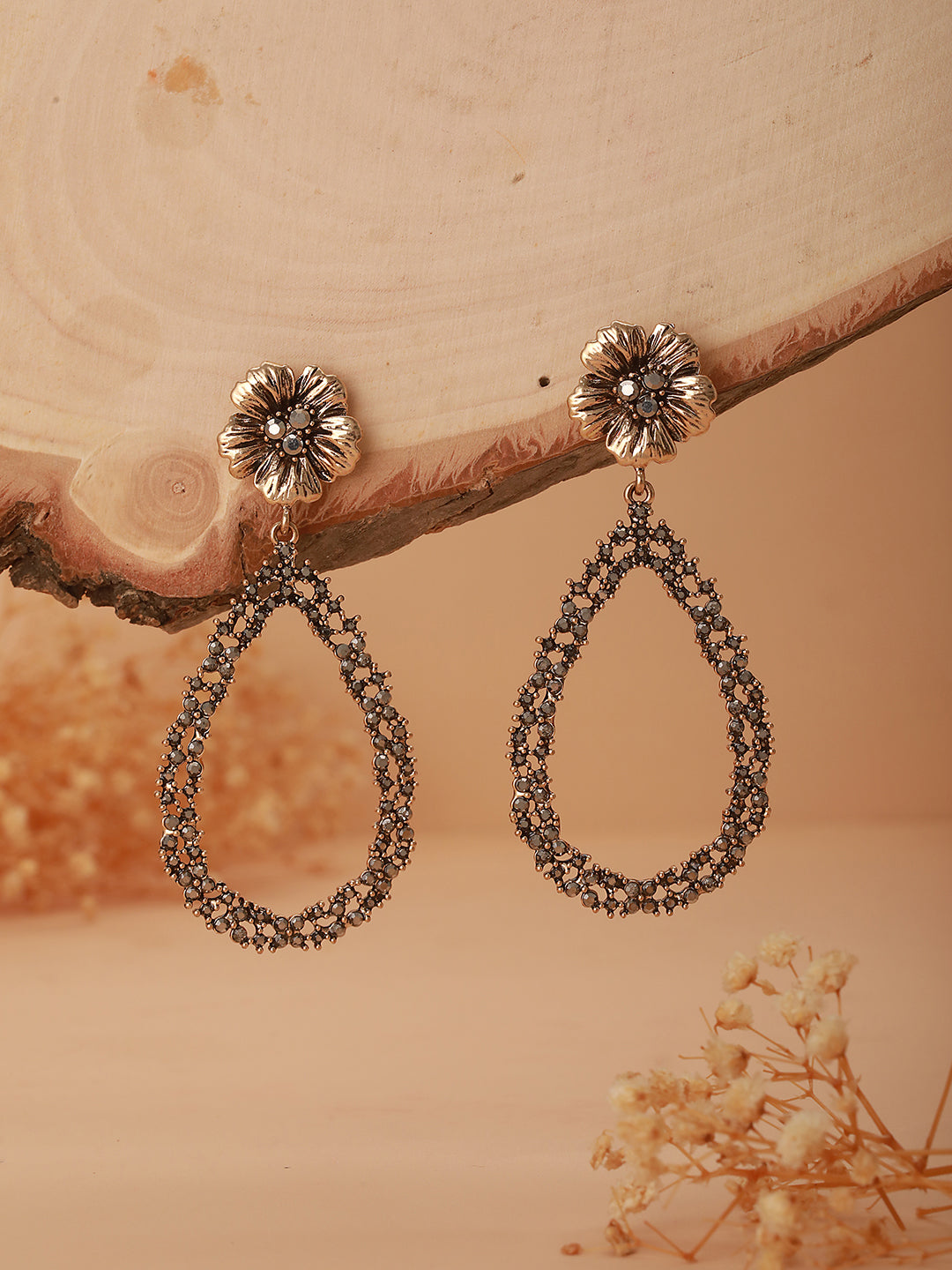 Gold-Toned & Gold Contemporary Tear Drop Earrings