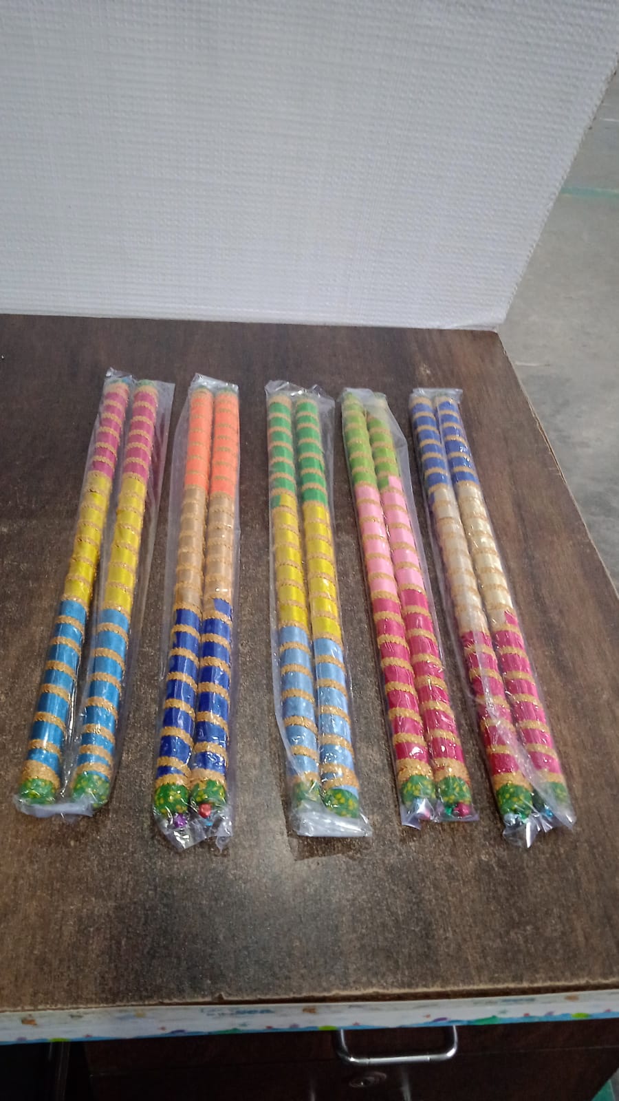 Traditional Decorative Dandiya Sticks Pair For Navratri Garba (2 Pc) HP DD