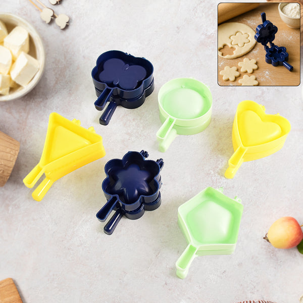 1 Pc Assorted Shape Plastic Snack Mould (Mix Design 1 Pc)