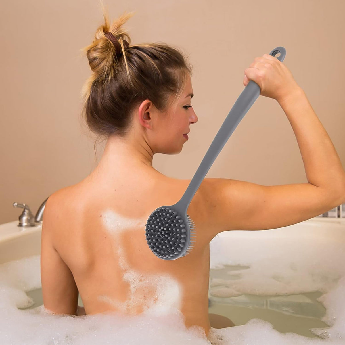 Silicone Back Scrubber Brush With Long Handle (1 Pc) HP DD